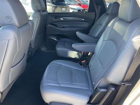 Used 2024 Buick Enclave Premium image 13