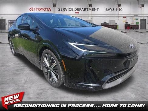 Used 2024 Toyota Prius XLE AWD/4WD image 1