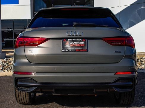 Used 2022 Audi Q3 2.0T Premium Plus image 5