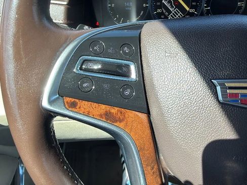 Used 2015 Cadillac Escalade ESV Luxury RWD image 17