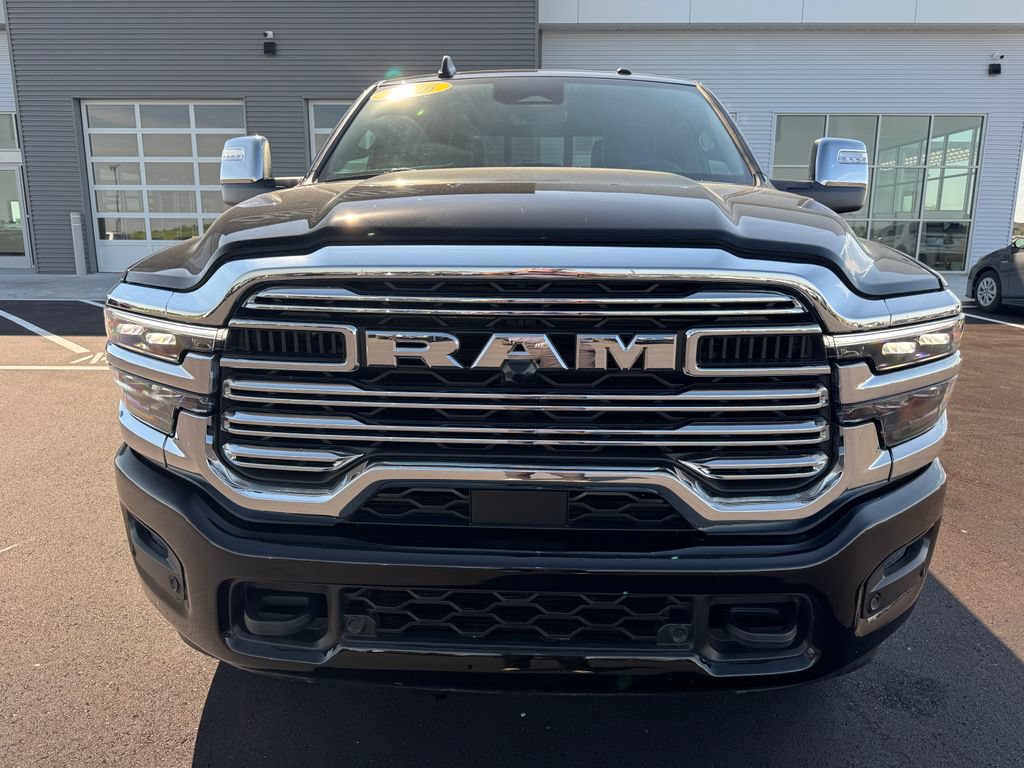 Used 2026 RAM 2500 Laramie AWD/4WD image 2