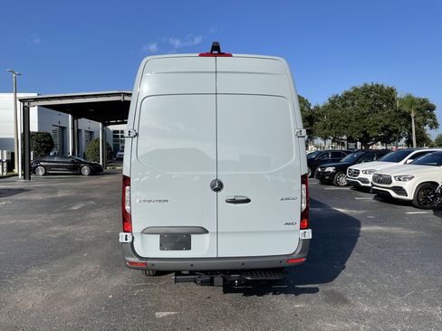 New 2025 Mercedes-Benz Sprinter 2500 image 5