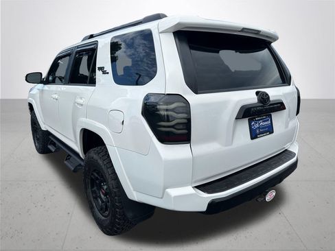 Used 2019 Toyota 4Runner TRD Off-Road Premium AWD/4WD image 9