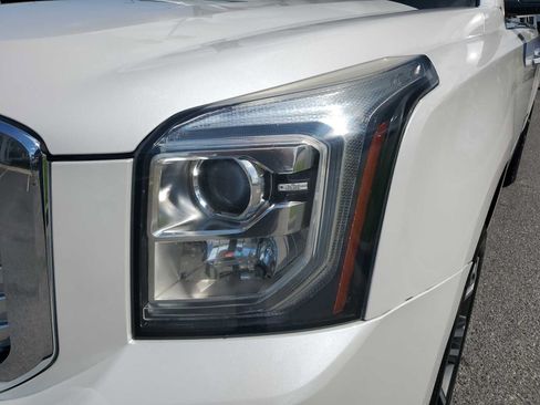 Used 2017 GMC Yukon XL Denali w/ Open Road Package AWD/4WD image 11