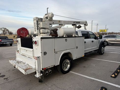 Used 2018 Ford F450 XL w/ XL Value Package image 3