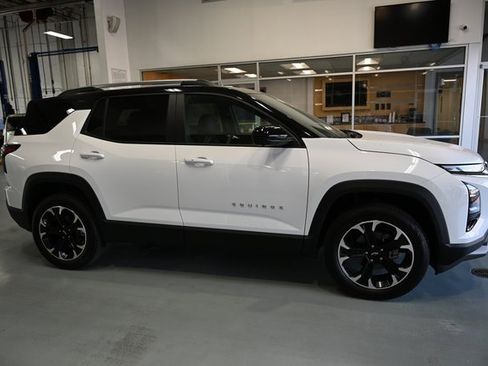 New 2026 Chevrolet Equinox LT w/ Convenience Package II image 4