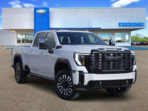Used 2025 GMC Sierra 2500 Denali Ultimate image 1