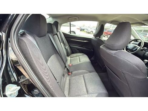 Used 2025 Toyota Camry LE FWD image 29