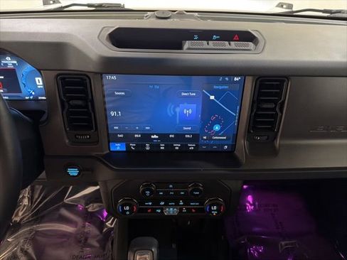 Used 2025 Ford Bronco Big Bend image 15