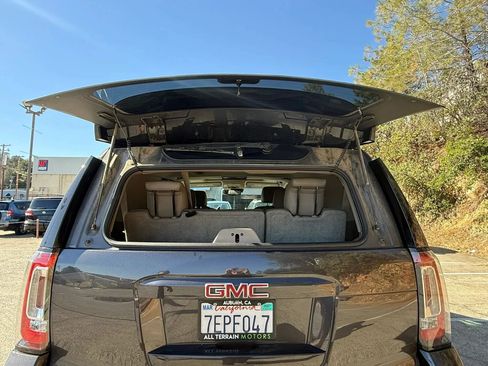 Used 2015 GMC Yukon SLT w/ Open Road Package AWD/4WD image 22