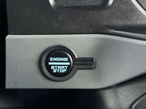 Used 2023 Ford Bronco Black Diamond image 23