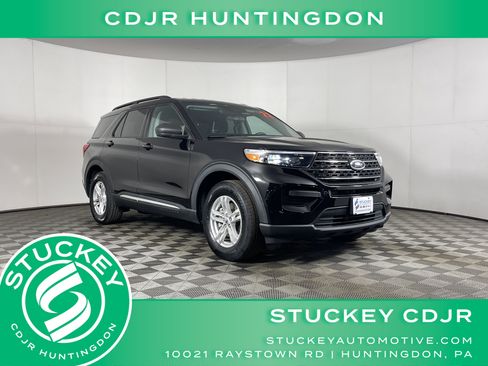 Used 2022 Ford Explorer XLT w/ Class IV Trailer Tow Package image 1