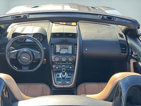 Used 2017 Jaguar F-TYPE S image 20
