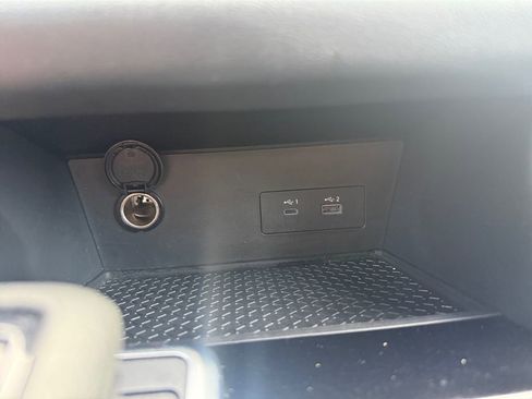 Used 2023 Nissan Pathfinder SV w/ Black Appearance Package FWD image 27