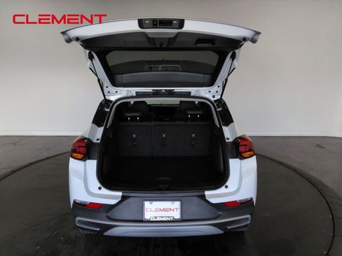 Used 2025 Buick Encore GX Preferred image 9