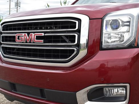 Used 2016 GMC Yukon SLE w/ Convenience Package AWD/4WD image 2