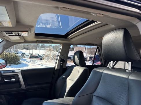 Used 2023 Toyota 4Runner Limited image 24