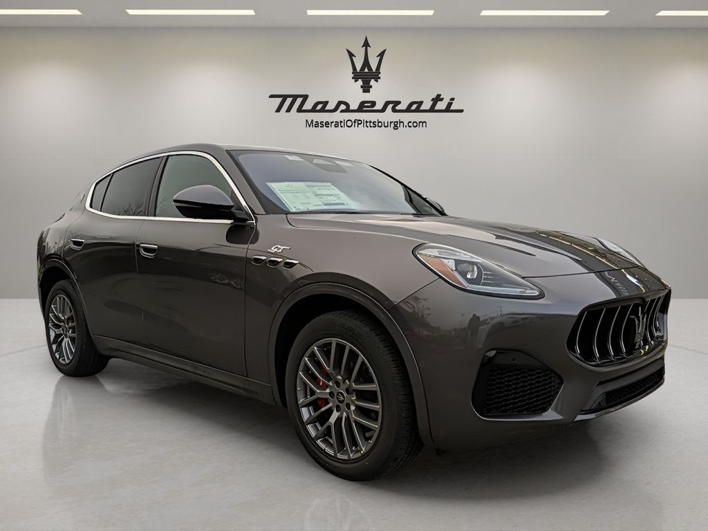 Used 2023 Maserati Grecale Modena AWD/4WD image 3