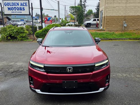 Used 2025 Honda Prologue Touring image 2
