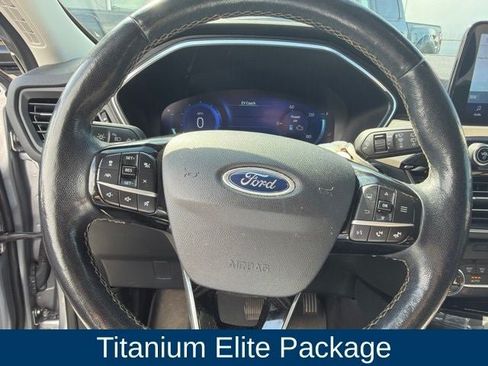 Used 2021 Ford Escape Titanium w/ Titanium Elite Package AWD/4WD image 11