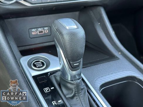 Used 2023 Nissan Sentra SV FWD image 29