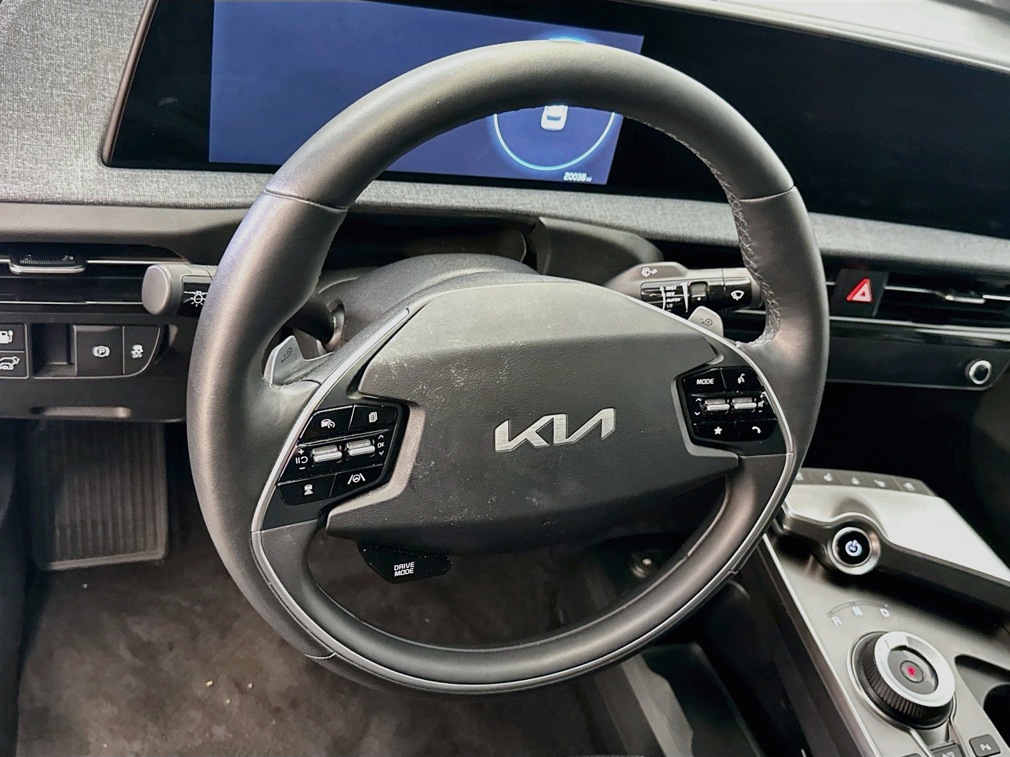 Used 2024 Kia EV6 Wind w/ Wind Technology Package AWD/4WD image 18