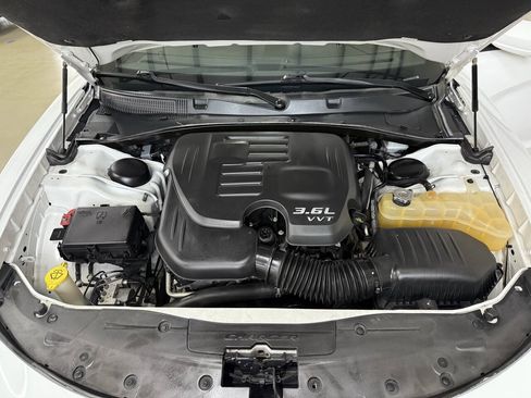 Used 2018 Dodge Charger GT AWD/4WD image 27