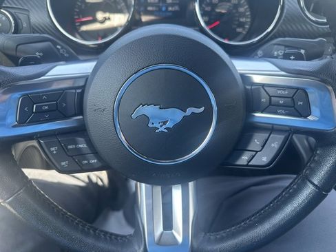 Used 2017 Ford Mustang Coupe image 20