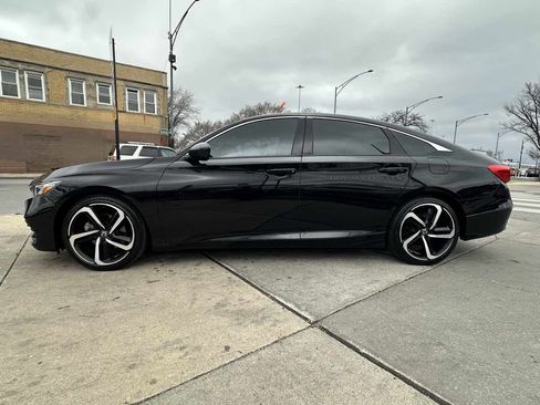 Used 2019 Honda Accord Sport image 8