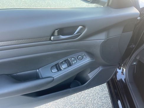 New 2025 Nissan Altima 2.5 S image 15