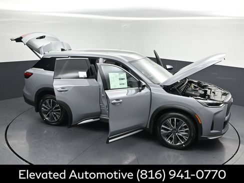 Certified 2026 INFINITI QX60 Luxe w/ Cargo Package AWD/4WD image 34