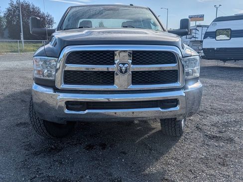 Used 2017 RAM 2500 Tradesman w/ Chrome Appearance Group AWD/4WD image 10