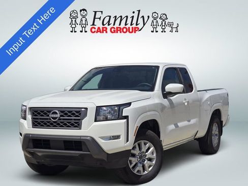 Used 2024 Nissan Frontier SV w/ SV Convenience Package RWD image 1