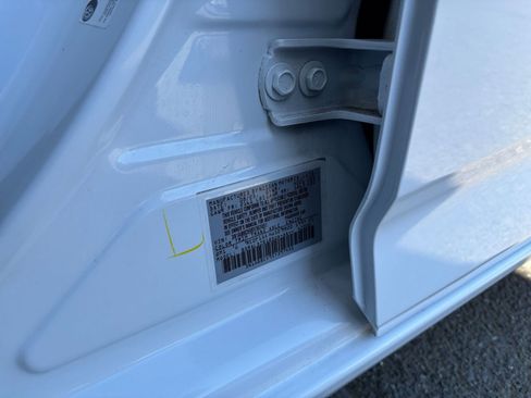 Used 2025 Nissan Sentra SV FWD image 28