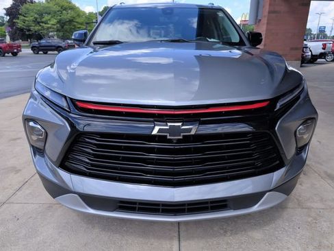 Used 2024 Chevrolet Blazer LT w/ Sound & Technology Package FWD image 10