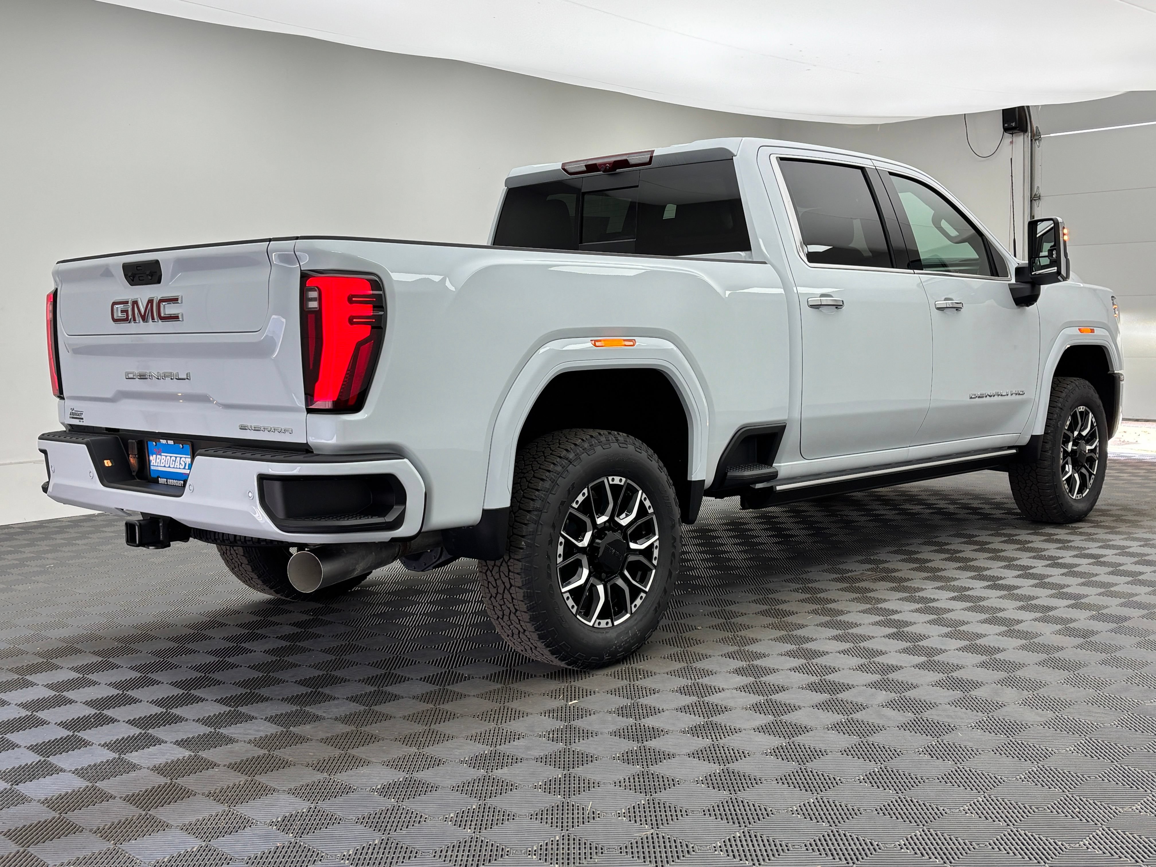 New 2026 GMC Sierra 3500 Denali AWD/4WD image 10