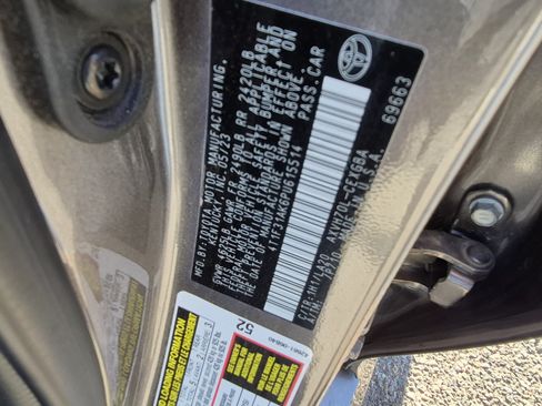 Used 2023 Toyota Camry XLE w/ Navigation Package FWD image 25