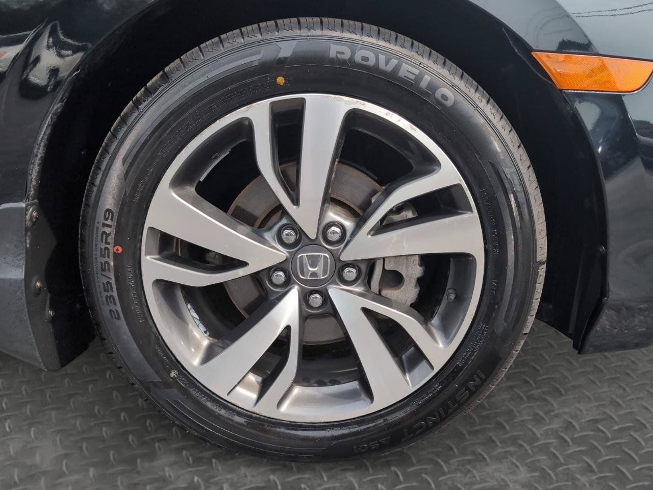 Used 2021 Honda Odyssey Touring image 29