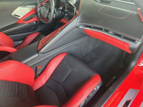 Used 2022 Chevrolet Corvette Stingray Premium Conv w/ 3LT image 26