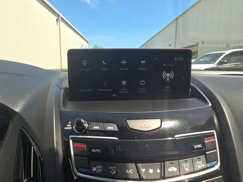 Used 2025 Acura RDX SH-AWD w/ Technology Package image 16