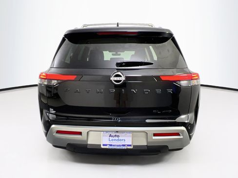 Used 2023 Nissan Pathfinder SL w/ Black Appearance Package AWD/4WD image 6