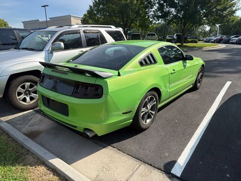 Used 2014 Ford Mustang Premium RWD image 3