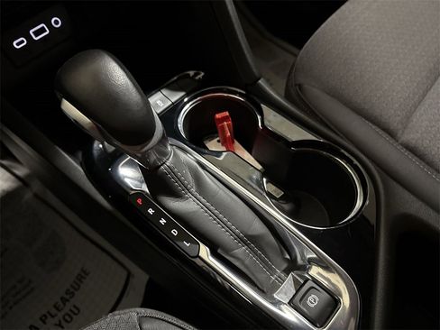 Used 2023 Buick Encore GX Select w/ Sport Touring Package image 16