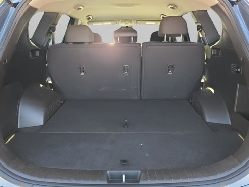 Used 2019 Hyundai Santa Fe SE image 8