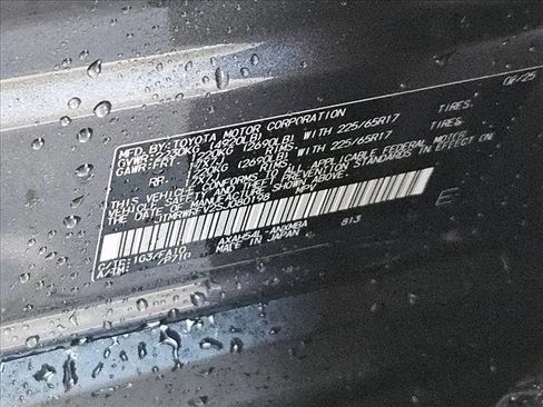 New 2025 Toyota RAV4 XLE image 15