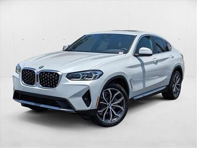 New 2025 BMW X4 xDrive30i w/ Convenience Package