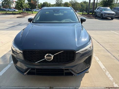 Used 2024 Volvo XC60 B5 Plus w/ Protection Package Premier AWD/4WD image 2