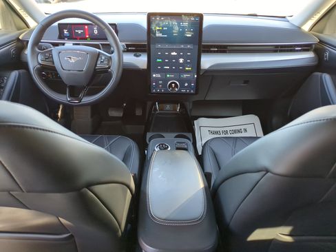 Used 2023 Ford Mustang Mach-E Select w/ Comfort Package Lite image 12