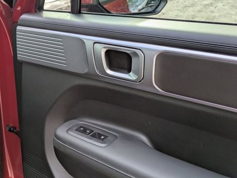 Used 2025 Hyundai Santa Fe SEL image 27