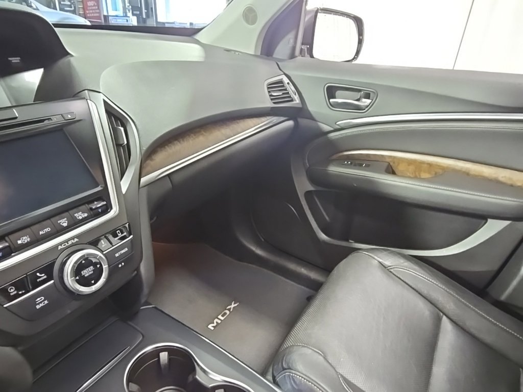 Used 2020 Acura MDX w/ Technology Package AWD/4WD image 23
